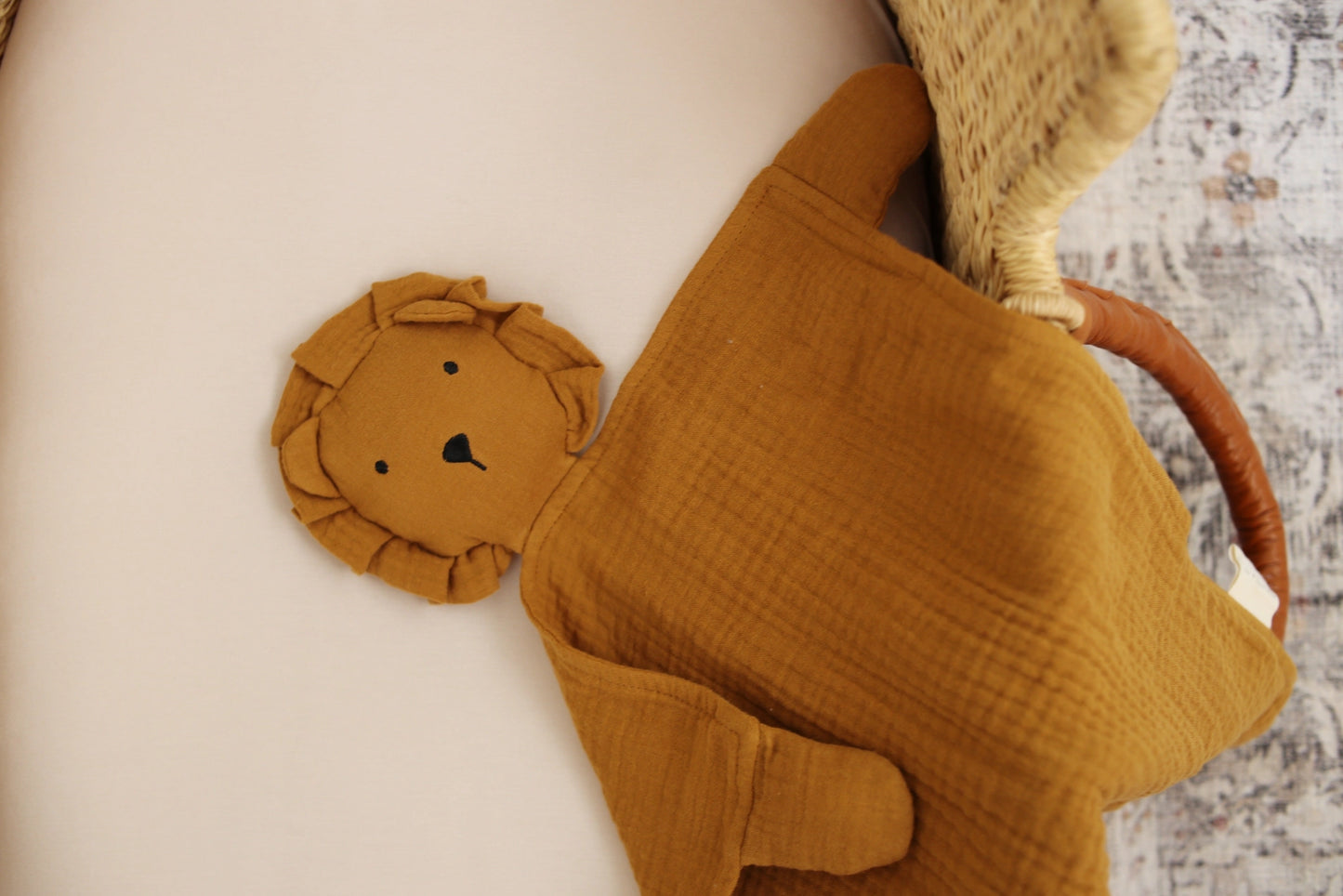 Organic Lion Lovey | Copper